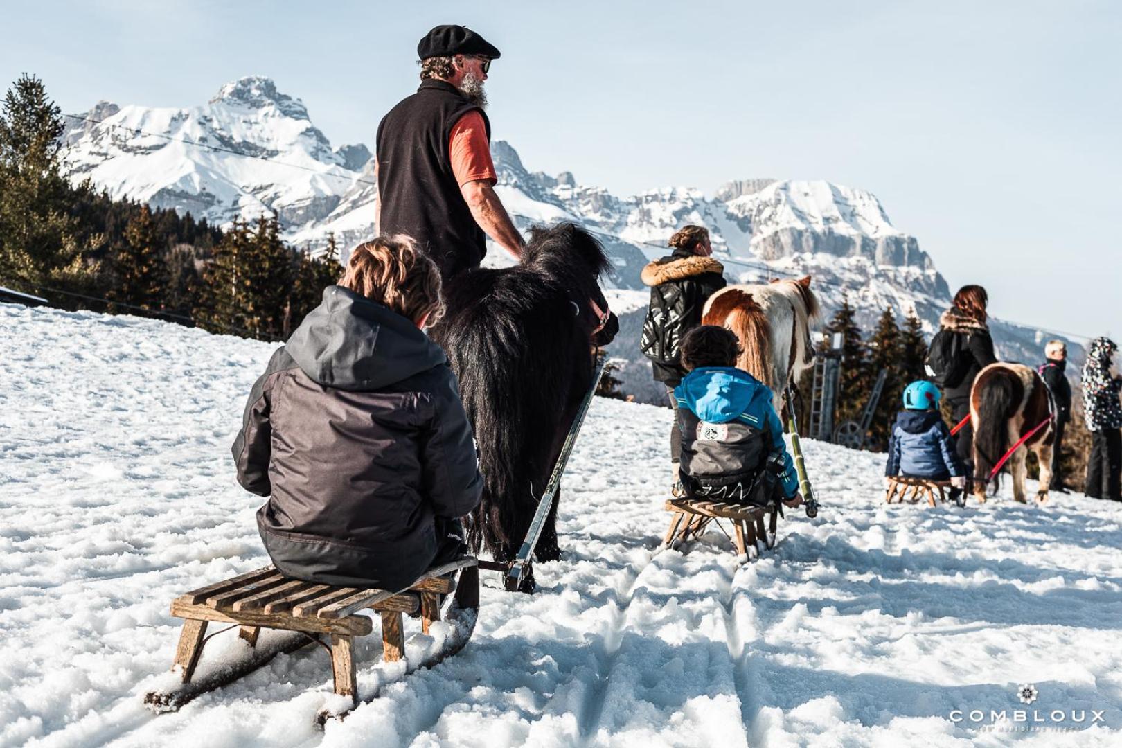 קומבלו Chalet Alpen Valley, Mont-Blanc מראה חיצוני תמונה